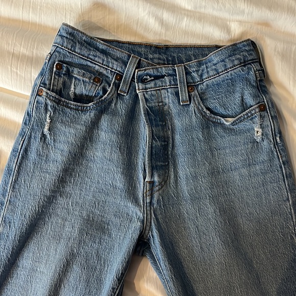 Levi’s size 25, length 30, high rise 501 jeans - Picture 4 of 6